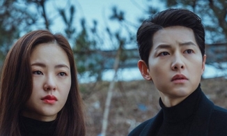 Song Joong Ki khiến dân tình 'đỏ mặt' với cảnh giường chiếu cùng 'tình màn ảnh'