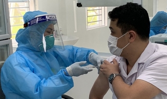 Hà Nội sẽ tiêm vaccine Covid-19 miễn phí cho người từ 18 đến 65 tuổi