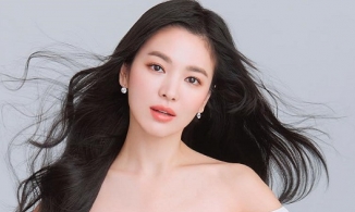 Hậu ly hôn, Song Hye Kyo 'vượt mặt' G-Dragon trở thành 'ngôi sao tỷ đô'