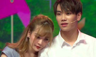 Bị từ chối trên show hẹn hò, cô gái hỏi thẳng chàng trai: Ngồi đây mãi à?