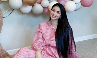 Đăng story ủng hộ Khánh Vân, Phạm Hương bị soi bằng chứng đang ở Việt Nam