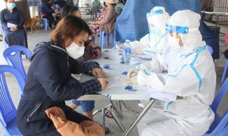 Bộ Y tế tìm người trên xe khách từ Hà Nội tới Hòa Bình liên quan 2 ca Covid-19