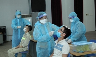 Vĩnh Phúc: Tiêm vaccine Covid-19 miễn phí cho người dân địa phương