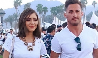 Đường tình của HH Olivia Culpo: Yêu 'chay' 2 năm, bị bồ đá vì chụp ảnh hở