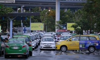 TP.HCM: Từ ngày 22/5 khuyến cáo taxi, xe công nghệ không mở điều hòa, phải mở kính khi chở khách