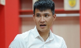 Giữa ồn ào của bà xã Thủy Tiên và dàn nghệ sĩ, Công Vinh đăng tâm thư 'không thể hiểu nổi'