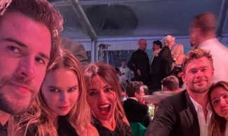 Liam Hemsworth - chồng cũ Miley Cyrus - chính thức công khai bạn gái mới