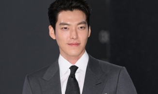 Sau nhiều năm trị bệnh, Kim Woo Bin đã lấy lại phong độ ngoại hình