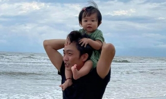 Cường Đô La đưa vợ con đi biển nhân dịp sinh nhật quý tử Subeo