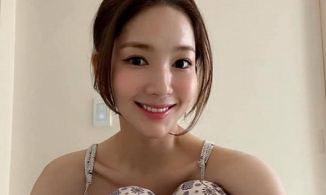 Park Min Young gầy gò ở tuổi 40