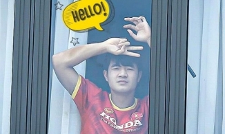 Phải cách ly thêm 14 ngày, Tấn Trường sợ bào ngư vi cá, dàn cầu thủ than nhớ nhà