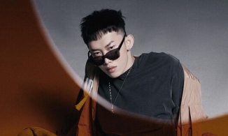 MV mới còn chưa đến ngày ra mắt, Kay Trần đã nhận về thành tích đầu tiên 