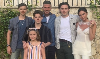 Sắp lên chức bà nội, Victoria lại muốn sinh con thứ 5 cho David Beckham 