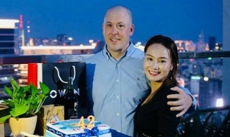 Vợ cũ MC Thành Trung bí mật tái hôn với bạn trai ngoại quốc được 1 năm