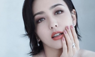 'Mỹ nhân Tân Cương' Đồng Lệ Á hậu ly hôn: Chọn cách tha thứ, tập trung sự nghiệp