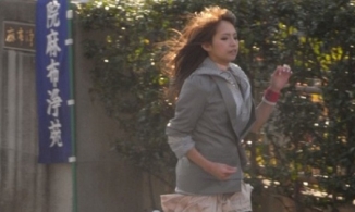 Show truyền hình dài 3000 tập, quay đúng 1 cảnh, nhưng được phát sóng 15 năm liền