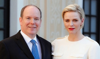 Trước nghi vấn ly hôn, Vương phi Monaco từng cạo nửa đầu chính thức lên tiếng