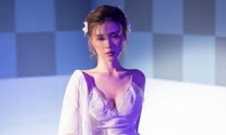 Midu tung ảnh mới, fan tấm tắc: 'Dậy thì thật rồi'