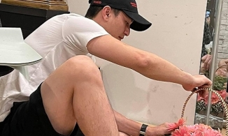 Nợ 200 triệu, Huỳnh Anh được bạn gái khen: Biết cắm hoa không biết cắm sừng