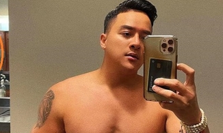 Đăng ảnh mát mẻ, Cao Thái Sơn bị soi có sự xuất hiện của trai lạ, cơ bắp cuồn cuộn