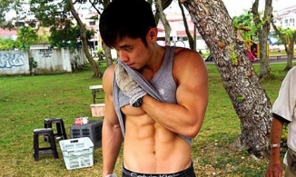 'Hot boy bán sầu riêng” 6 múi gây náo loạn toàn Châu Á năm nào giờ ra sao?