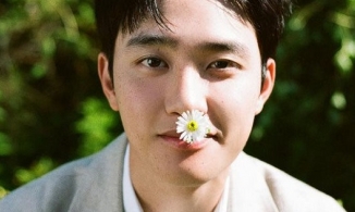 SM tung teaser MV debut solo của D.O. (EXO) đậm chất thanh xuân