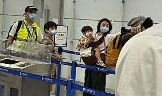 Lộ mặt cậu quý tử thứ 3 của Trương Bá Chi