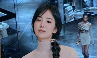 'Nghẽn mạng' với loạt ảnh xinh như gái 18 của Song Hye Kyo tại sự kiện