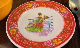 Tiên nữ bê đĩa đào xuất hiện trên chiếc đĩa sứ cô tiên mà nhà nào cũng có là ai?