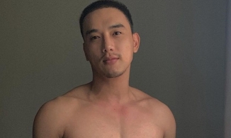 Sau 5 tháng lộ ảnh da bọc xương, Thuận Nguyễn tái xuất với body 'múi sầu riêng'