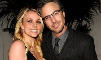 Nghi vấn Britney Spears đã từng bí mật kết hôn với quản lý cũ