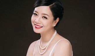NSƯT Chiều Xuân 'debut' làm Vlogger ở tuổi 54, con gái phụ trách quay clip