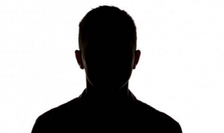 Rộ tin con trai tại Mỹ của danh hài đình đám Vbiz chỉ là con nuôi