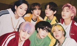 Netizen bức xúc vì nhân viên BTS đọc trang của anti-fan ngay trước mặt nhóm