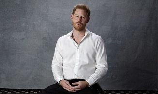 Khen ngợi vợ chồng nữ hoàng Anh, Harry bị dư luận chỉ trích 'đạo đức giả'