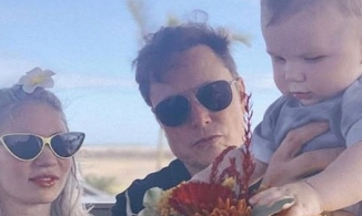 Tỷ phú Elon Musk chia tay ca sĩ Grimes sau 3 năm bên nhau, có 1 con chung