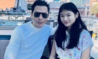 Con gái Trương Ngọc Ánh khoe chân thon, mặt xinh khi dạo chơi cùng bố bên Mỹ