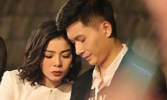 Lâm Bảo Châu ngắm Lệ Quyên không rời mắt trong tiệc kỷ niệm tình yêu