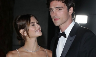 Siêu mẫu 20 tuổi Kaia Gerber dự sự kiện cùng bạn trai