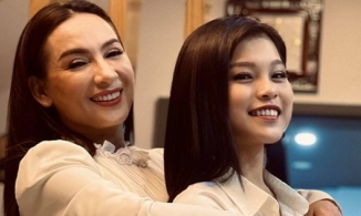 Con gái nuôi Phi Nhung tiết lộ tin nhắn cuối với mẹ, đau xé lòng không dám lướt Facebook