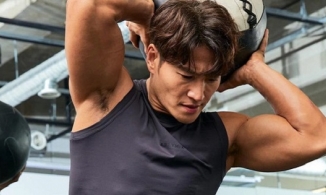 Ngôi sao Running Man Kim Jong Kook sẽ đông lạnh tinh trùng ở tuổi 45