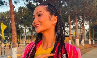 Hoa hậu H'Hen Niê nhớ lại thời điểm khó khăn khi 'ở nhà quê mới lên'