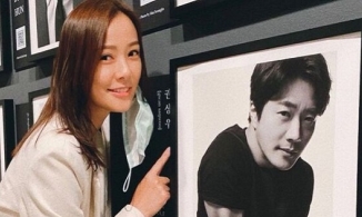 Cuộc sống của bà xã Kwon Sang Woo tại Mỹ: Vi vu khắp nơi, thấy ảnh chồng liền hóa fangirl