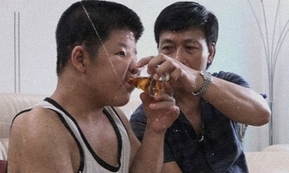 Quốc Tuấn về hưu vẫn trăn trở chờ ngày phẫu thuật cho con