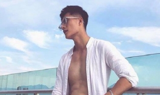 Tình trẻ Lệ Quyên khoe thân hình vạm vỡ chuẩn mẫu sau thời gian dài nghỉ diễn