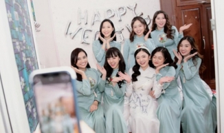 Dàn phù dâu toàn mỹ nhân VTV trong đám cưới MC Phương Thảo