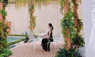 Lệ Quyên thả nhẹ bức ảnh cuối tuần, netizen chỉ tập trung vào tổ ấm triệu đô