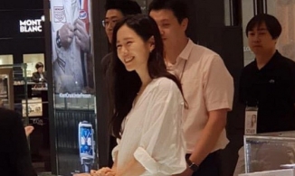 Nhan sắc xứng danh 'ngọc nữ màn ảnh Hàn' của Son Ye Jin dù bị chụp lén