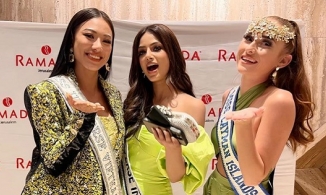 Tân Miss Universe 2021 Harnaaz Sandhu thần tượng Á hậu Kim Duyên