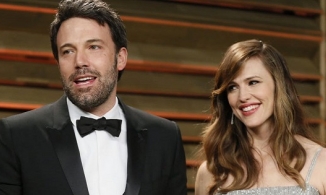 Ben Affleck nói 10 năm hôn nhân với Jennifer Garner chỉ là vì con, không hạnh phúc